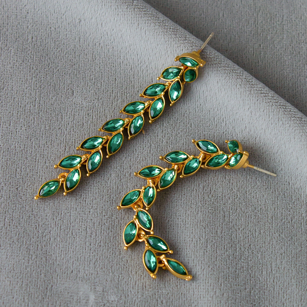 Micro-inlaid Green Zircon Wheat Earrings With A Personalized Long Tassel Design